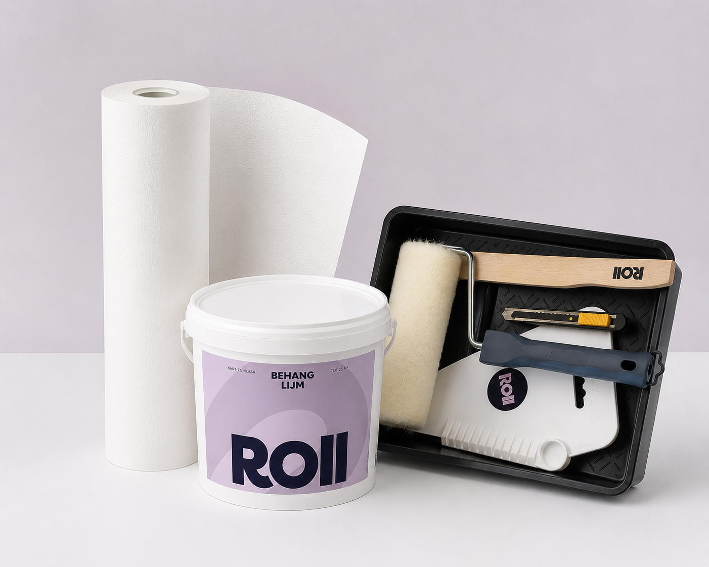 Totaalpakket voor renovlies behangen van Roll, inclusief rol renovlies, behanglijm, verfroller, verfbak, behangschraper en stanleymes